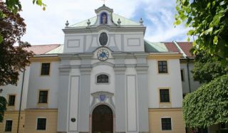 orte um eine kommunion zu feiern munich Klosterkirche St. Anna