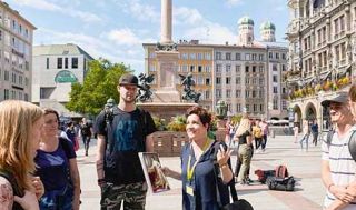 touristenfuhrer munich Ludwig & Lola Stadtführungen in München