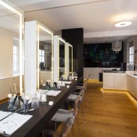 kurse zu naturlichen essenzen munich Moni Gutezeit Make-up School