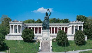 Ruhmeshalle und Bavaria