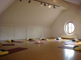 schwangeres yoga munich Schwangerenyoga München - Yoga für Schwangere und in der Rückbildung