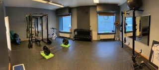 pilates activities with babies in munich Evolve Fitness Munich