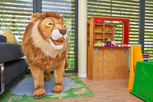 bauernhauser gehen mit kindern munich Ronald McDonald Haus München-Großhadern