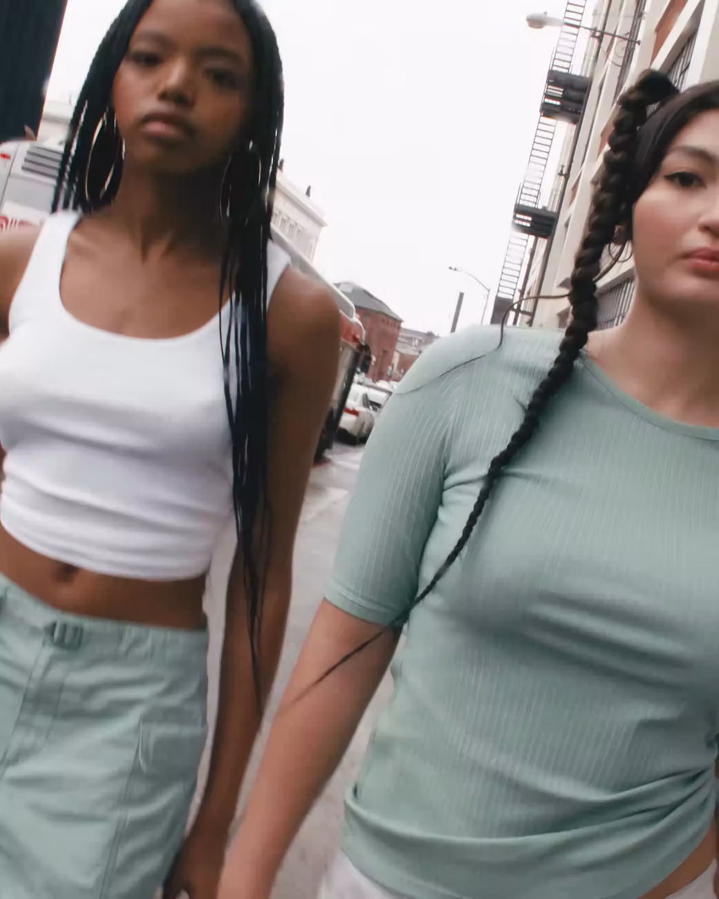 stores to buy women s jeans dungarees munich Levi's