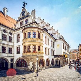 In München steht ein Hofbräuhaus